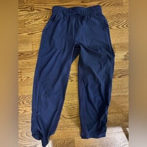 Lululemon Beyond the Studio crop - night sea- size 6